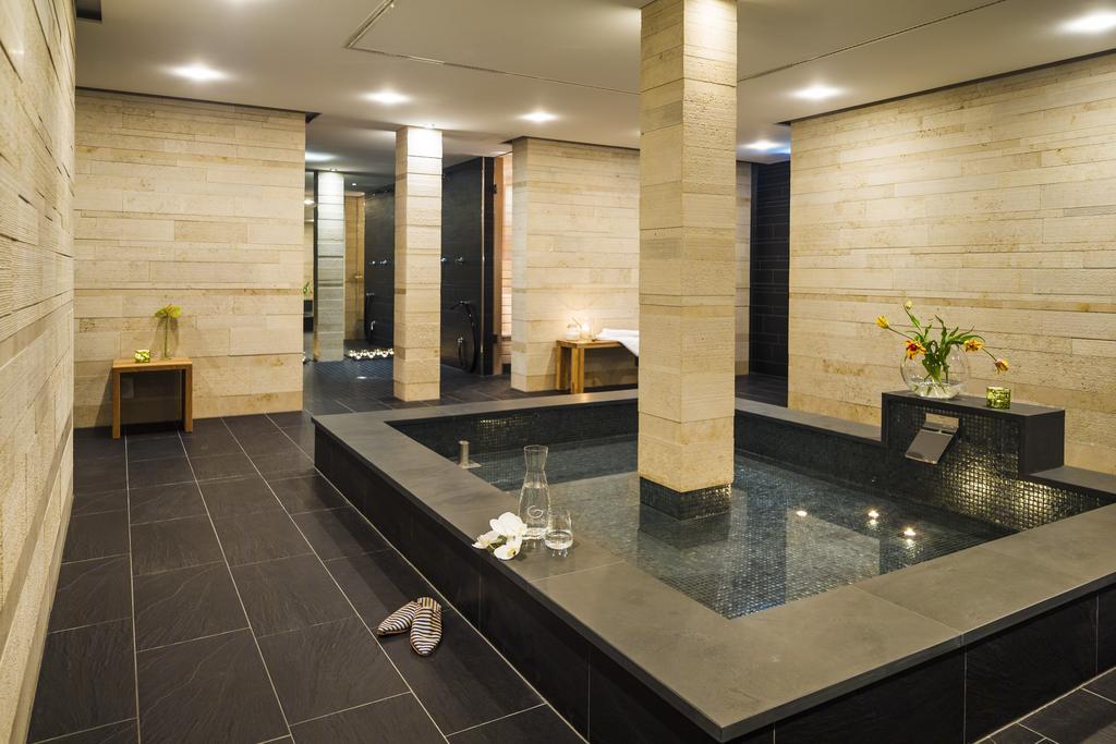 Hotellerie&Spa "Einfach Schon" Dresden Eksteriør billede